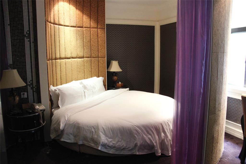 Manhattan Jinling Hotel Šanghaj Pokoj fotografie